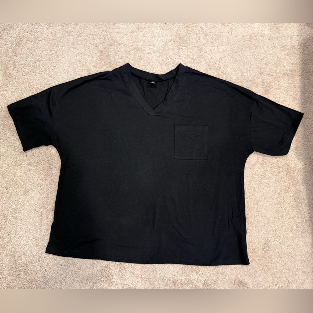 SHEIN Plus Black V-Neck Top